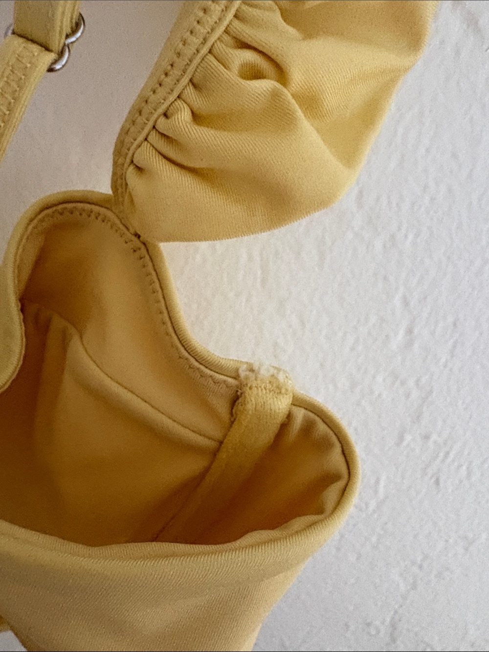 H&M Yellow Ruffle Strap Underwire Bikini Top - Picture 6 of 6
